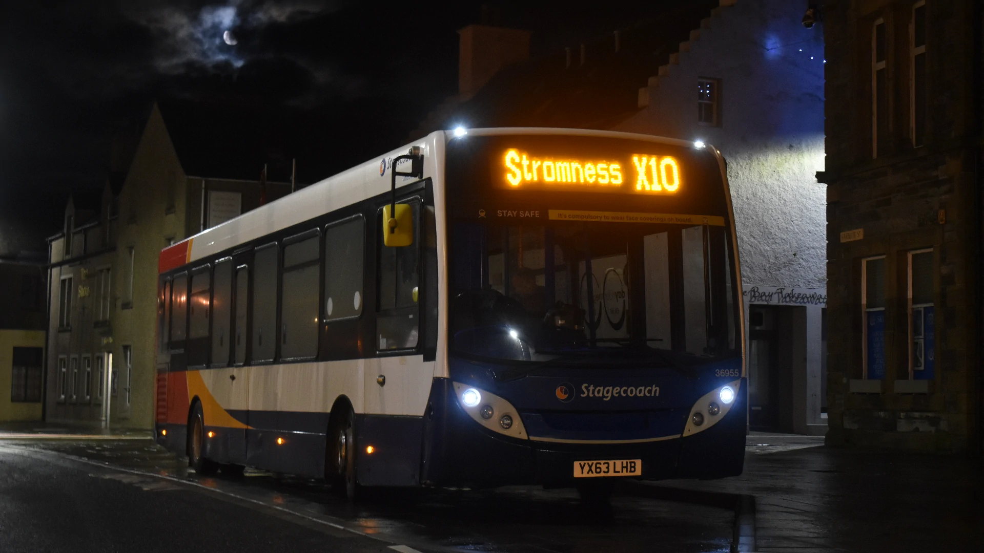 36955 at Kirkwall Hotel on the X10 to Stromness
